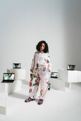 Model is 169 cm / 5'54  ft tall and wears size M.